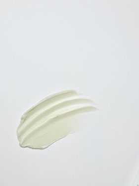Round Lab Mugwort Calming Cleanser 150 мл — Успокаивающая очищающая пенка с морской полынью