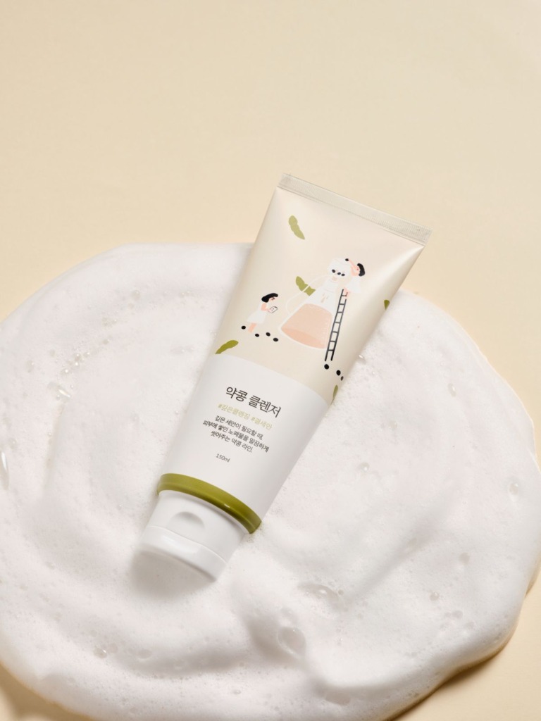 Round Lab Soybean Cleanser 150 мл — Пенка для глубокого очищения с экстрактом соевых бобов