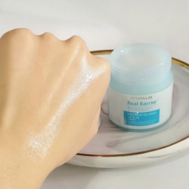 Real Barrier Aqua Soothing Cream 50 мл — Успокаивающий гель-крем для лица с гиалуроновой кислотой