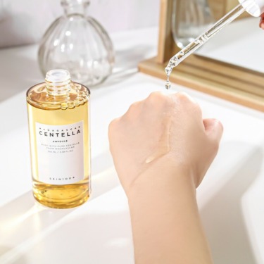 SKIN1004 Madagascar Centella Ampoule 100 мл — Заспокійлива та зволожуюча сироватка з азіатською центеллою