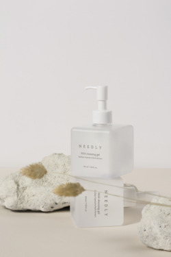 Needly Mild Cleansing Gel 235 мл — мягкий очищающий гель с АНА и ВНА кислотами