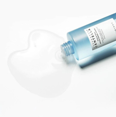 SKIN1004 Madagascar Centella Hyalu-Cica Brightening Toner 200 мл — Тонер с гиалуроновой кислотой и центеллой