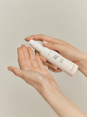 Beauty of Joseon Ginseng Moist Sun Serum (SPF 50+ PA++++) 50 мл — Солнцезащитная сыворотка с женьшенем