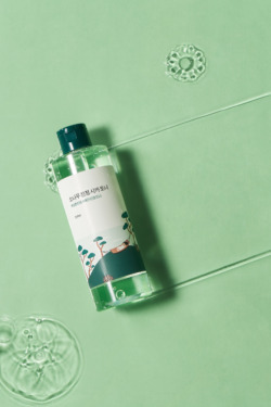 Round Lab Pine Calming Cica Toner 250 мл — Тонер для проблемної шкіри з екстрактами сосни та центели