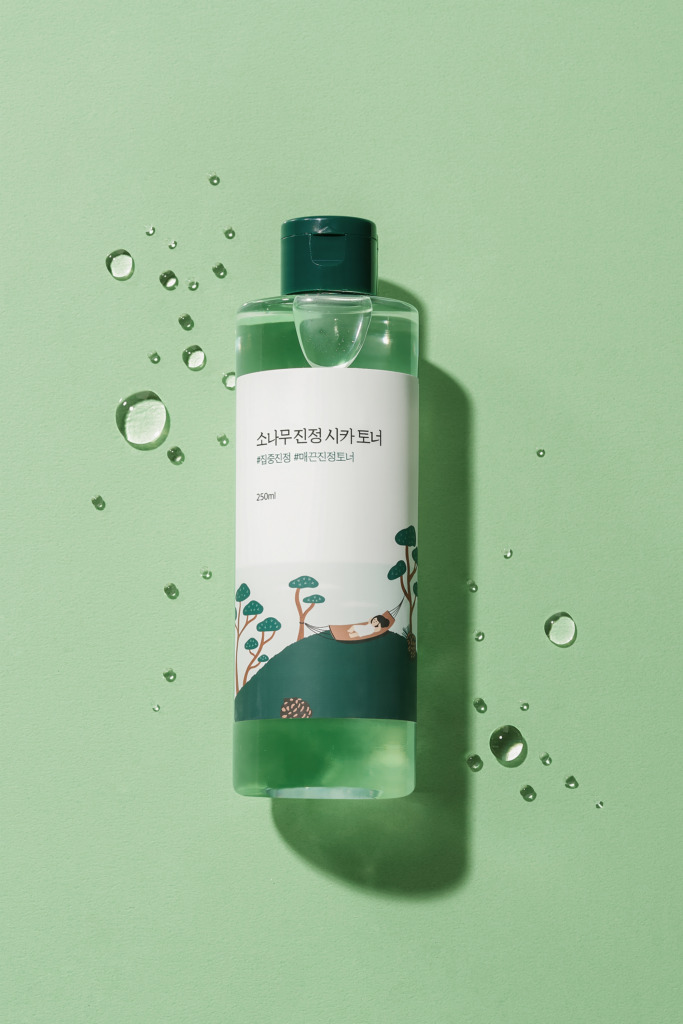 Round Lab Pine Calming Cica Toner 250 мл — Тонер для проблемної шкіри з екстрактами сосни та центели