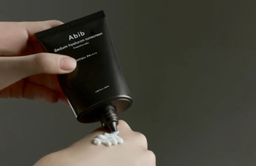 Abib Sedum Hyaluron Sunscreen Protection Tube SPF50+/PA++++ 50 мл — Увлажняющий солнцезащитный крем