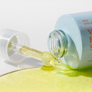 SKIN&LAB Vitamin C Brightening Serum 30 мл — осветляющая сыворотка с витамином С и пептидами
