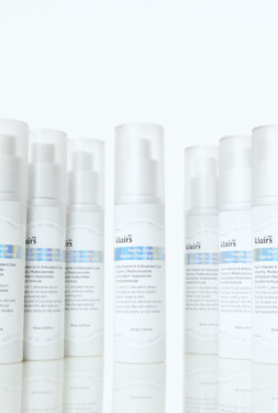 Dear Klairs Freshly Juiced Vitamin Charging Serum 30 мл — Відновлююча сироватка з вітаміном С 10%