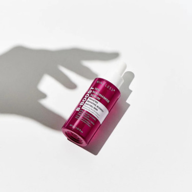 NINE LESS B-Boost 10% Niacinamide Serum 30 мл — Осветитляющая сыворотка с ниацинамидом