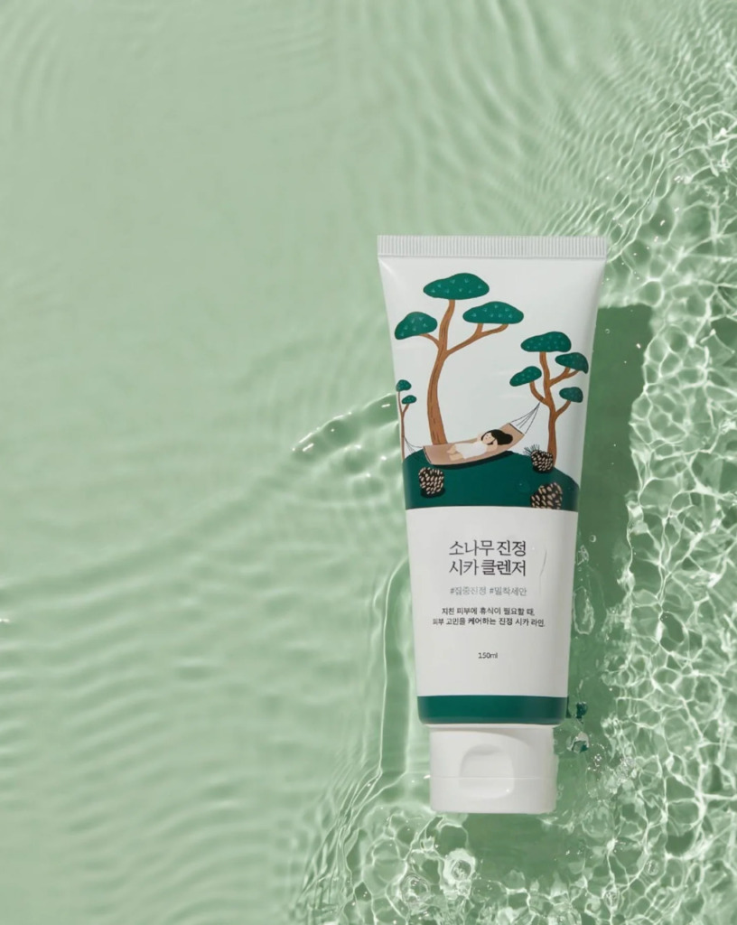 Round Lab Pine Calming Cica Cleanser 150 мл — Пенка для умывания с экстрактом иголок сосны