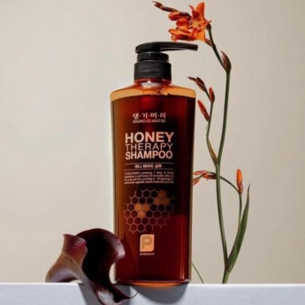 Daeng Gi Meo Ri Professional Honey Therapy Shampoo 500 мл