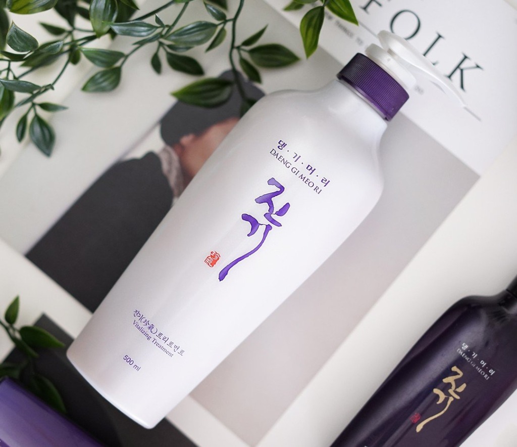 Daeng Gi Meo Ri Vitalizing Treatment 500 мл — Відновлюючий кондиціонер для волосся з лактобактеріями