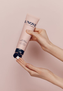 UNOVE Volume Up Curling Essence 147 мл — Есенція для надання об’єму та завивки волосся