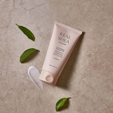 Rated Green Real Shea Anti-Frizz Hydrating Hair Lotion 150 мл — Увлажняющий лосьон для сухих, поврежденных и вьющихся волос с маслом ши