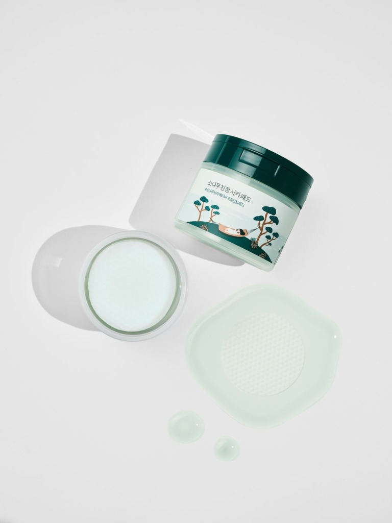 Round Lab Pine Calming Cica Pad 50 шт — Заспокійливі тонер-педи з екстрактом голок сосни