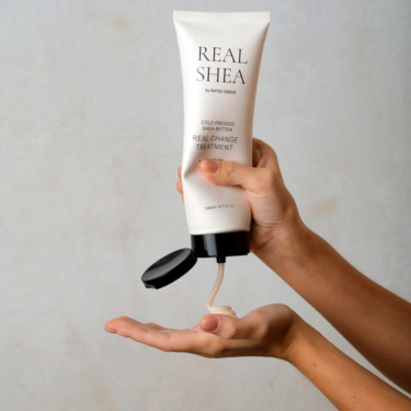 Real Shea Real Changing Treatment 240 мл — Живильна маска для волосся з олією ши для сухого, пошкодженого і фарбованого волосся