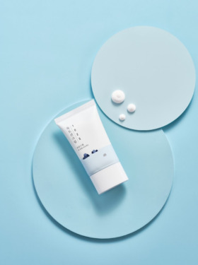Round Lab 1025 Dokdo Sunscreen SPF50+ PA++++ 50 мл — Сонцезахисний крем з морською водою