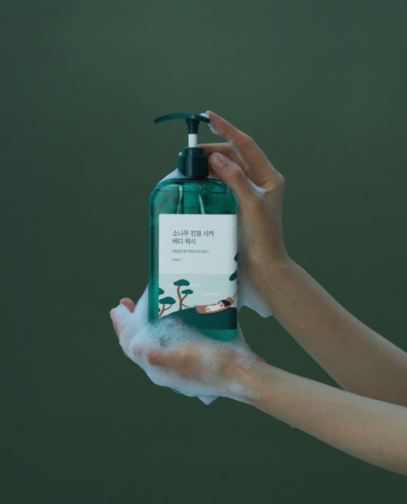 Round Lab Pine Calming Cica Body Wash 400 мл — Заспокійливий гель для душу з екстрактом голок сосни