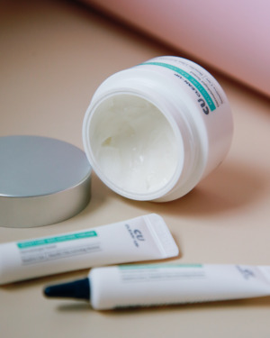 CUSKIN Clean-Up Moisture Balancing Cream 7 мл — Глубокоувлажняющий крем с витамином U и церамидами