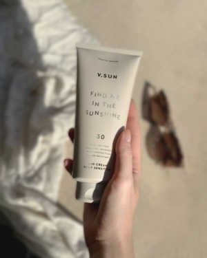 V.SUN Sun Cream Body SPF 30 Perfume Free 200 мл— Сонцезахисний крем для тіла SPF 30+