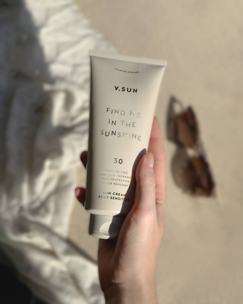 V.SUN Sun Cream Body SPF 30 Perfume Free 200 мл— Сонцезахисний крем для тіла SPF 30+