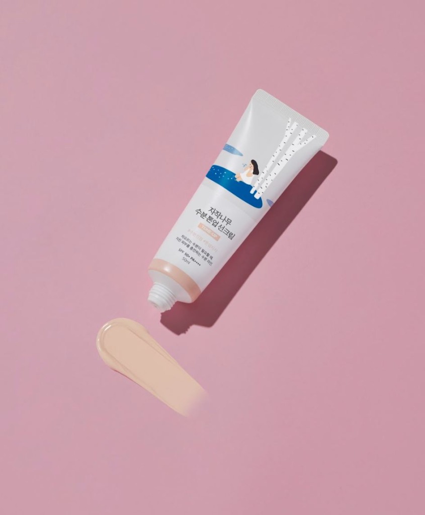 Round Lab Birch Juice Moisturizing Tone Up Sunscreen 50 мл — Солнцезащитный крем с тонирующим эффектом 