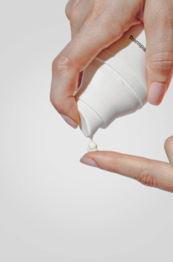 Transparent Lab Lightweight Sunscreen SPF 50+ — Легкий сонцезахисний крем SPF 50+