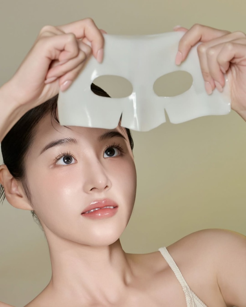 Biodance Radiant Vita Niacinamide Real Deep Mask — Освітлююча гідрогелева маска з вітаміном С та ніацинамідом