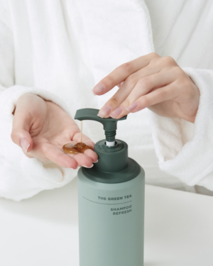 Amos Professional The Green Tea Shampoo Refresh 500 мл — Шампунь с зеленым чаем для жирной кожи головы