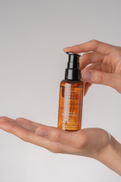 Curly Shyll Moisture Glow Hair Essence 70 мл — Есенція для блиску волосся
