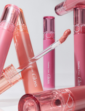 Rom&nd Glasting Color Gloss 06 Deepen Moor — Стійкий блиск для ефекту скляних губ в нюдово-коричневому відтінку
