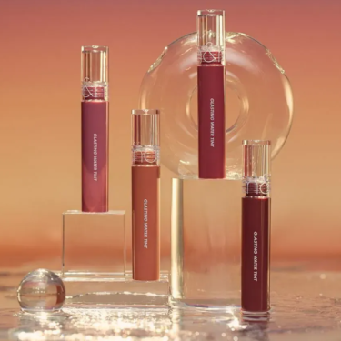 Rom&nd Glasting Water Tint 16 Figrise — Глянцевий тінт для губ в глибокому кольорі троянди/інжиру