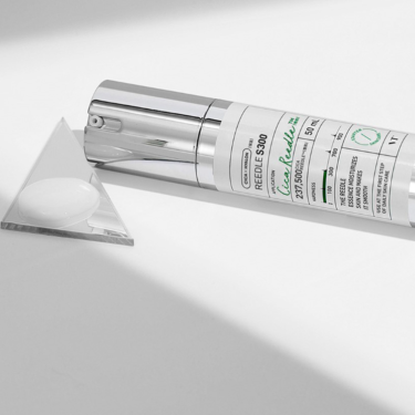 VT Cosmetics Reedle Shot 300 2мл — Интенсивная бустер-сыворотка с микроиглами