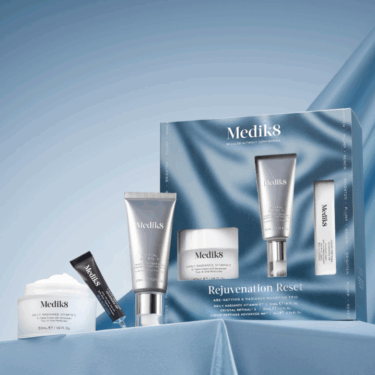 Medik8 Rejuvenation Reset — Набір для підтримки молодості та природного сяйва шкіри