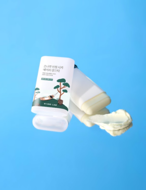 Round Lab Pine Calming Cica Airy Sun Stick — Солнцезащитный стик с экстрактом иголок сосны